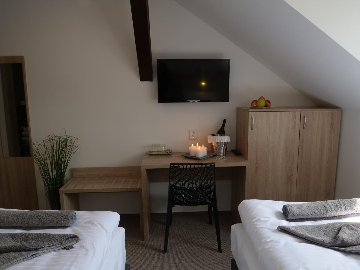 Club Apartments Čeladná 外观 照片